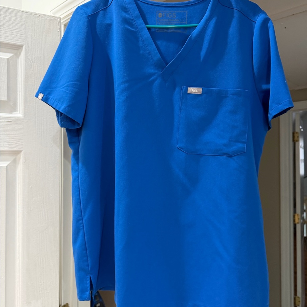 Figs Women’s Bright Blue V-Neck Tee